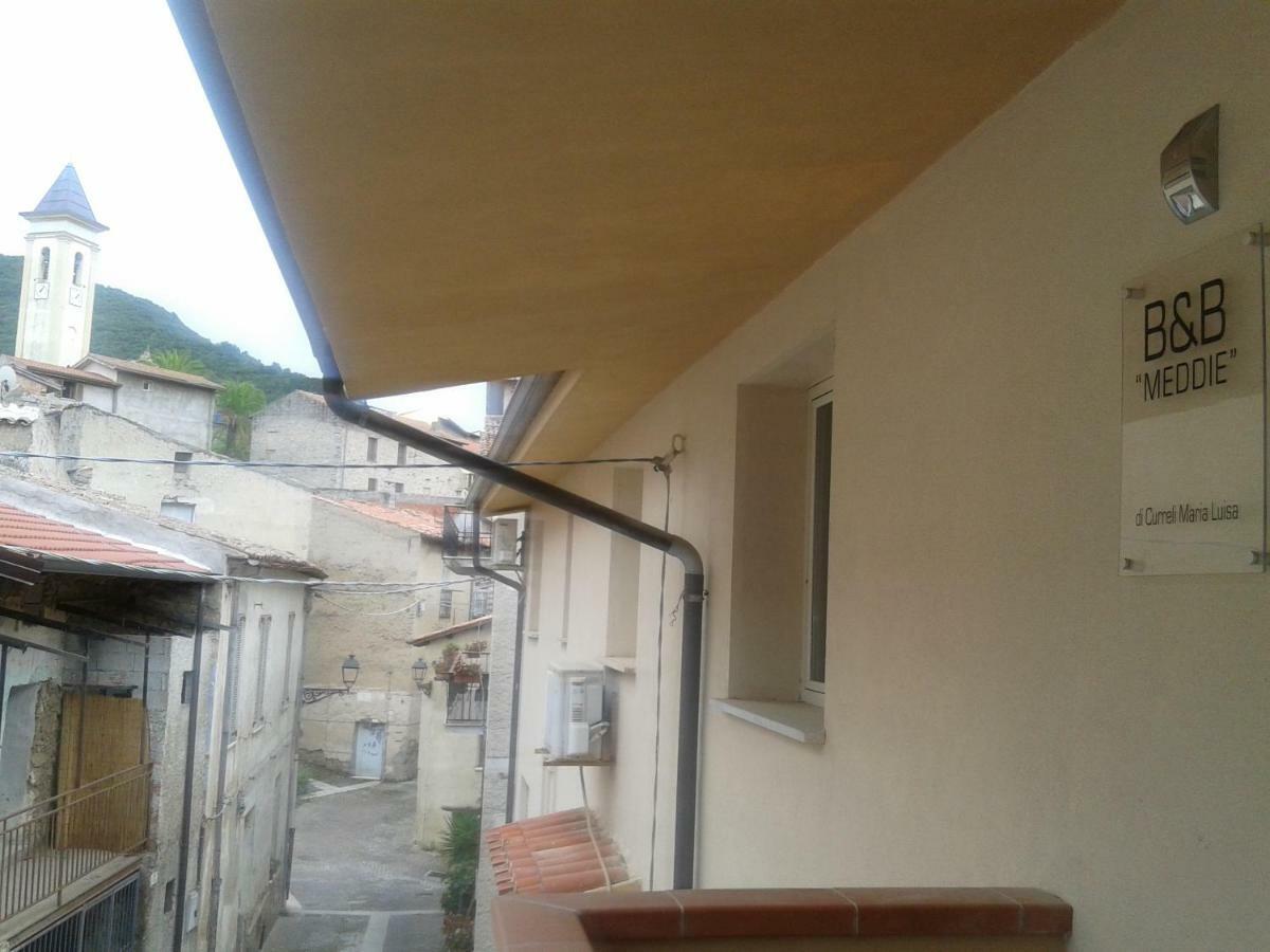 B&B Meddie Тиана Экстерьер фото